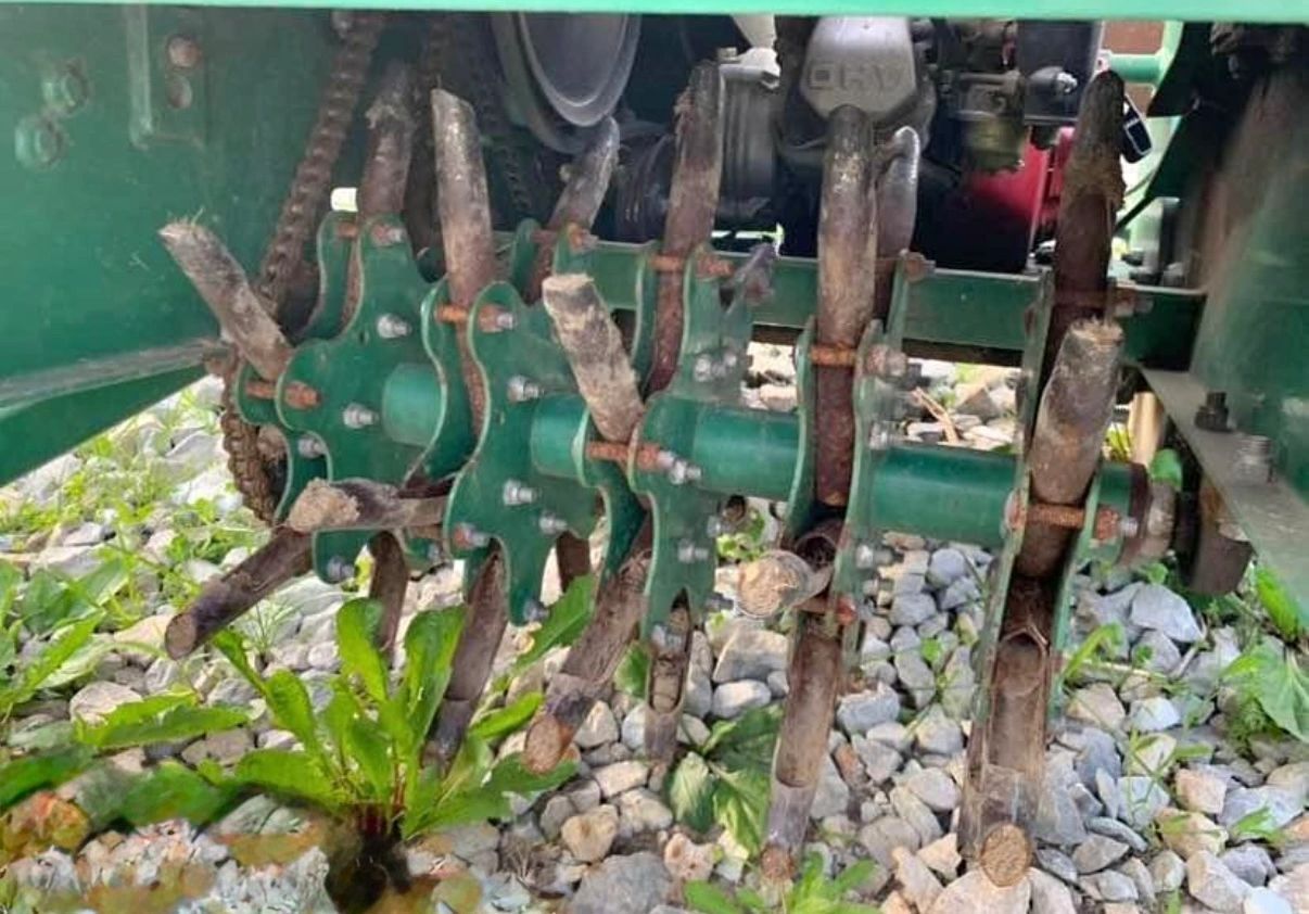 Ryan Lawn Aerator